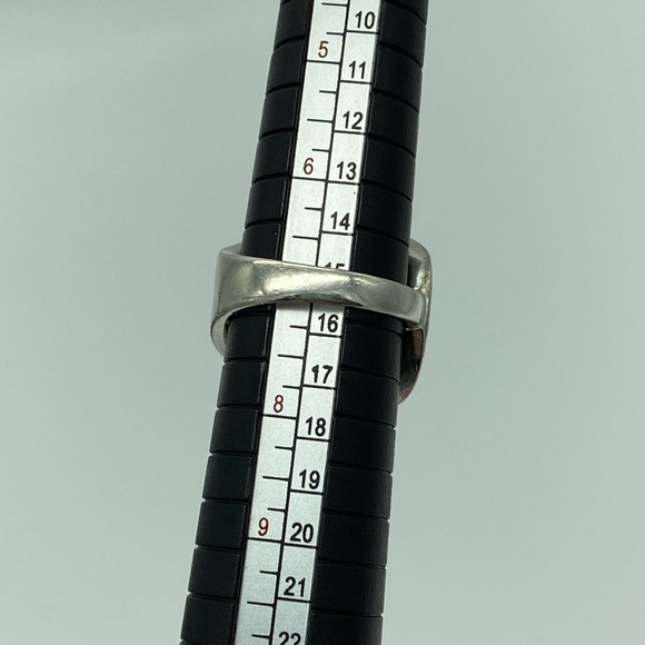☘️5 for $40☘️ Saddle Shaped Wide Concave Sterling Silver 925 Ring Size 7-7.25 - Picture 11 of 12
